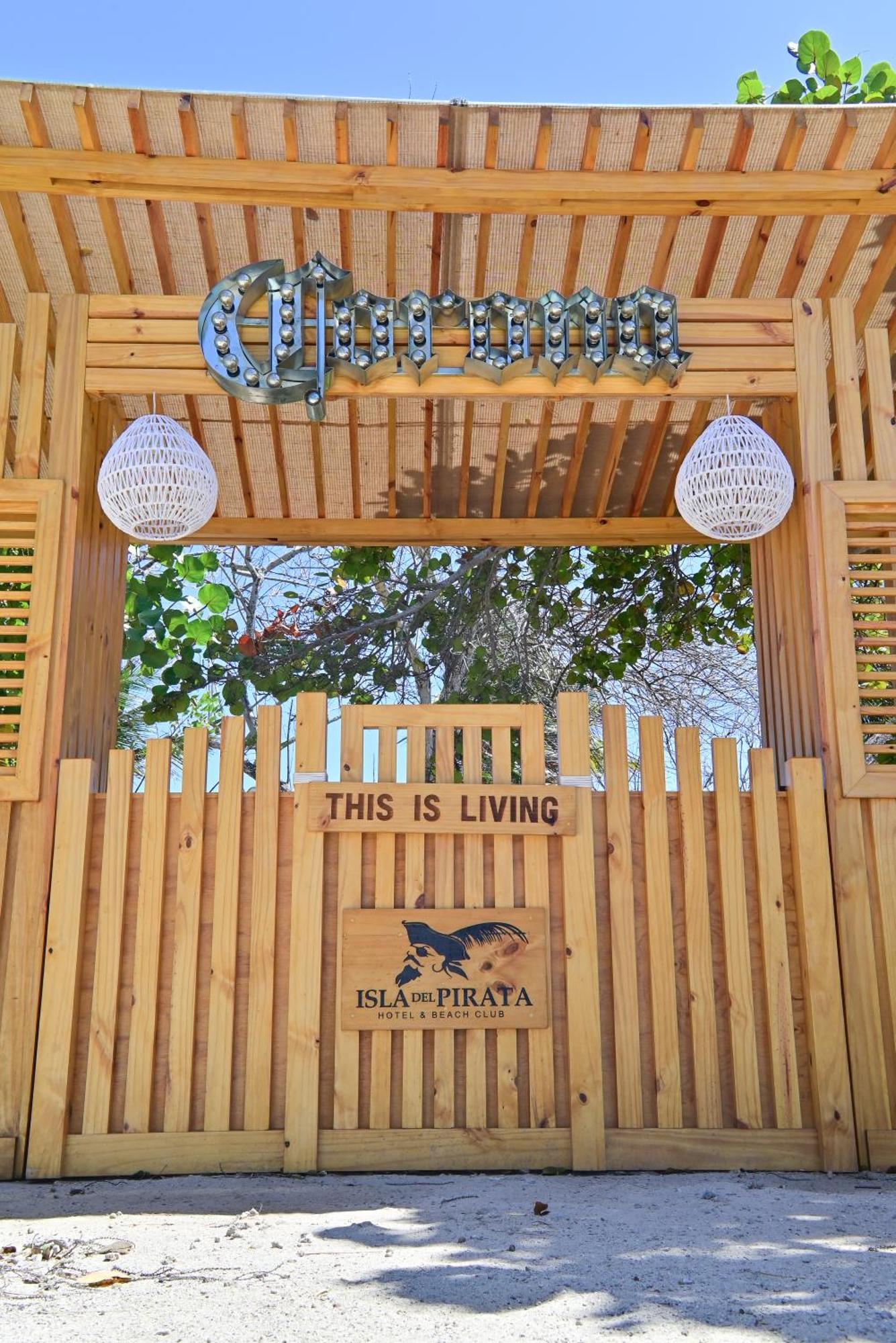 Hotel Isla Del Pirata Isla Grande  Esterno foto